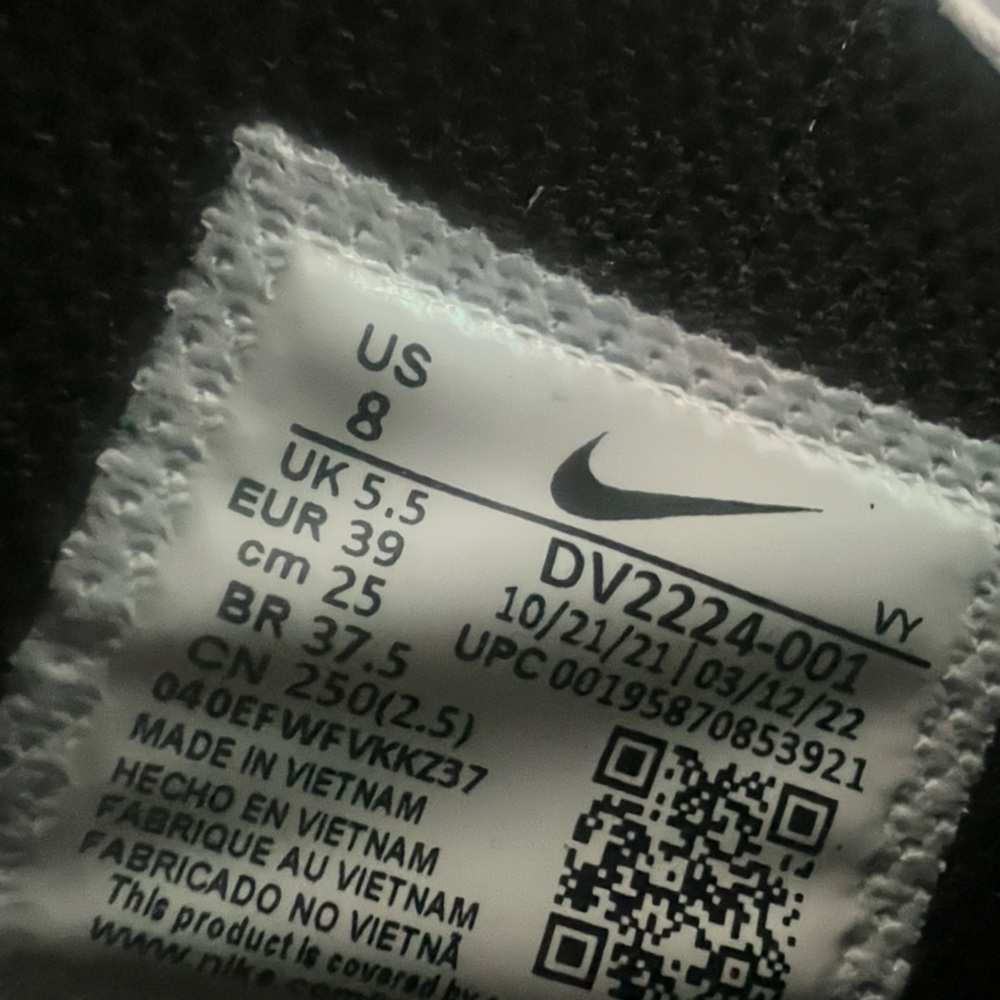 NWOT Nike Women Air Force 1 - Picture 6 of 6